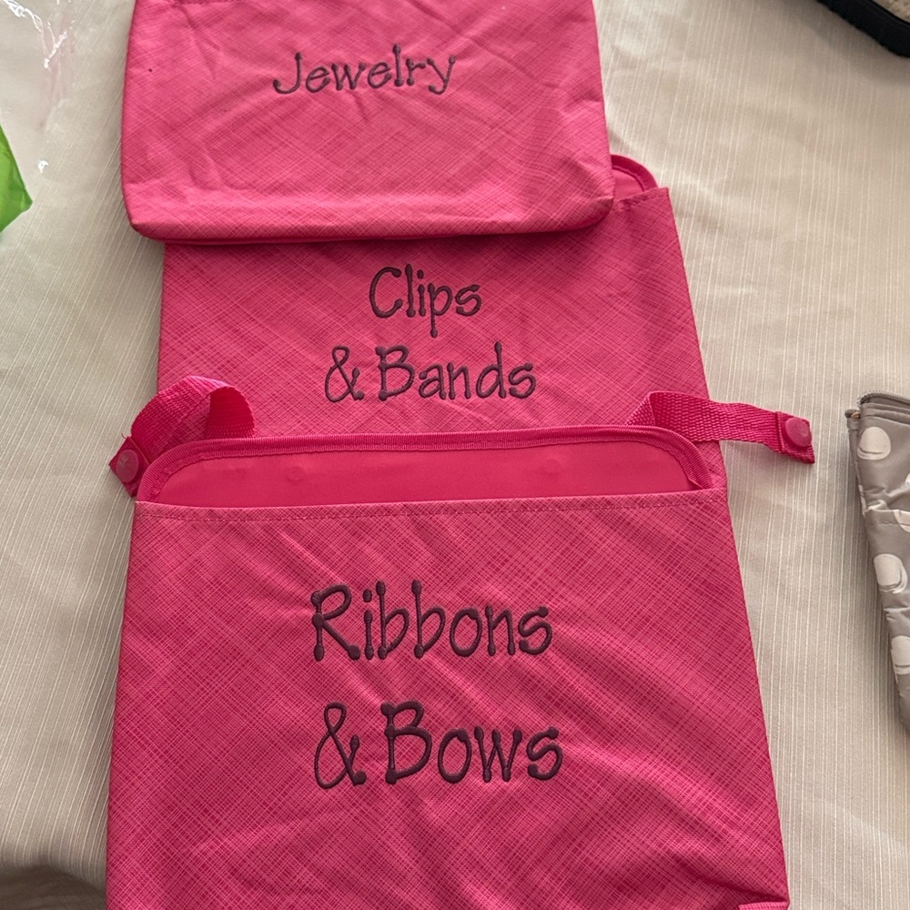 Thirty-One Oh Snap Pockets - embroidered